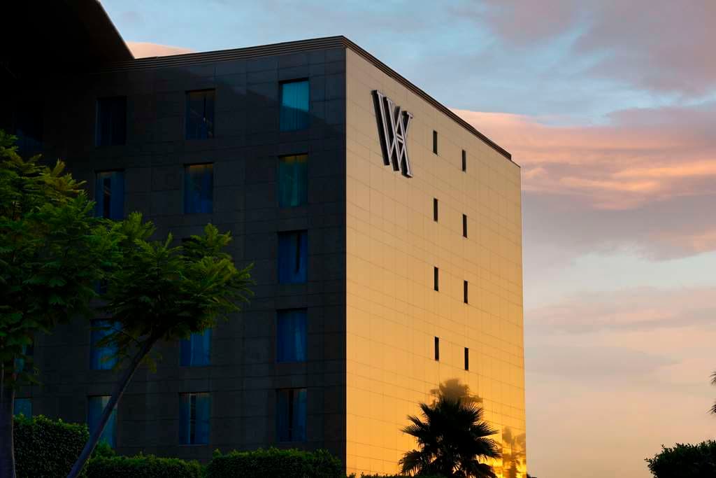 On-Site,Outdoor/Exterior,Exterior View of Building