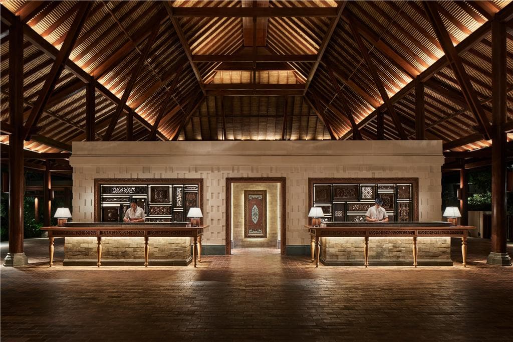 On-Site,Lobby