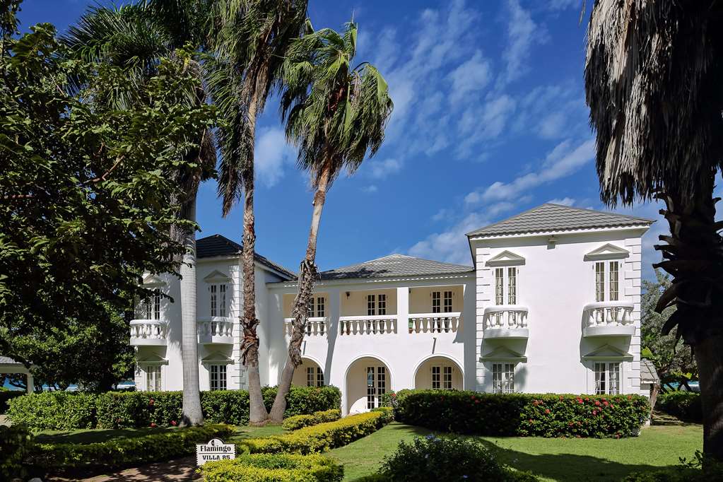 On-Site,Outdoor/Exterior,Exterior View of Building