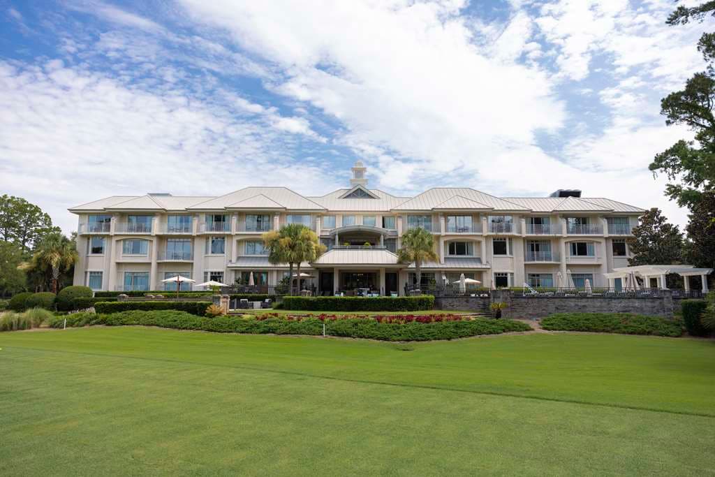 On-Site,Outdoor/Exterior,Exterior View of Building