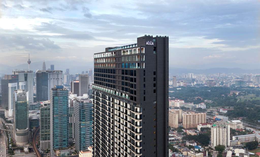 On-Site,Outdoor/Exterior,Exterior View of Building