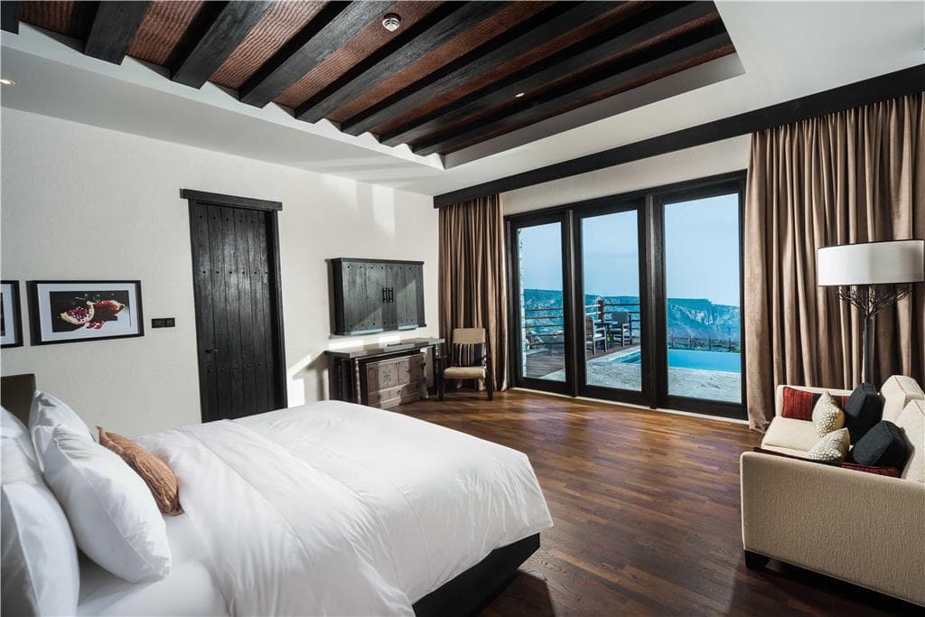 Guest Room,Suite,On-Site