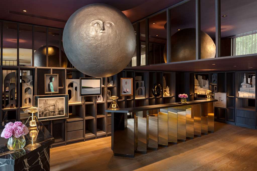 On-Site,Lobby