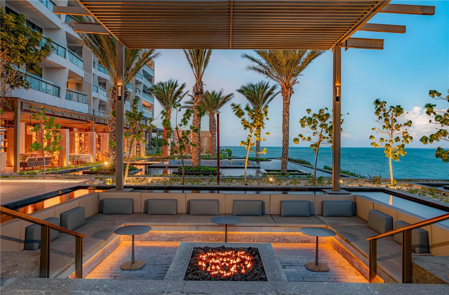 Patio/Terrace,On-Site,Outdoor/Exterior,Property Amenity