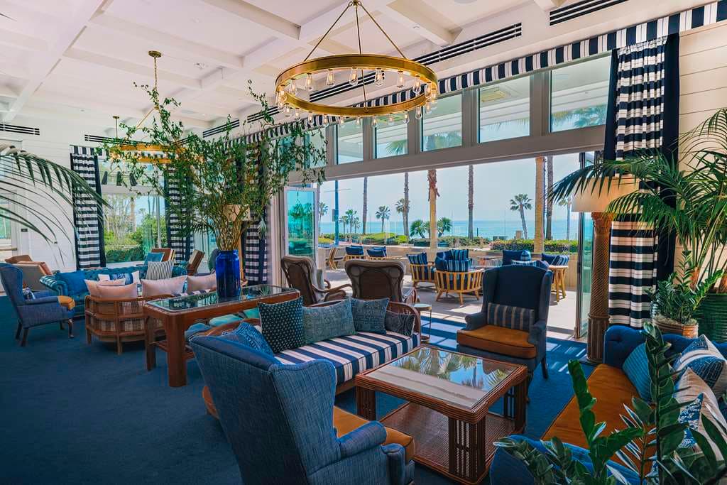 Dining,Dining Area,Restaurant,On-Site