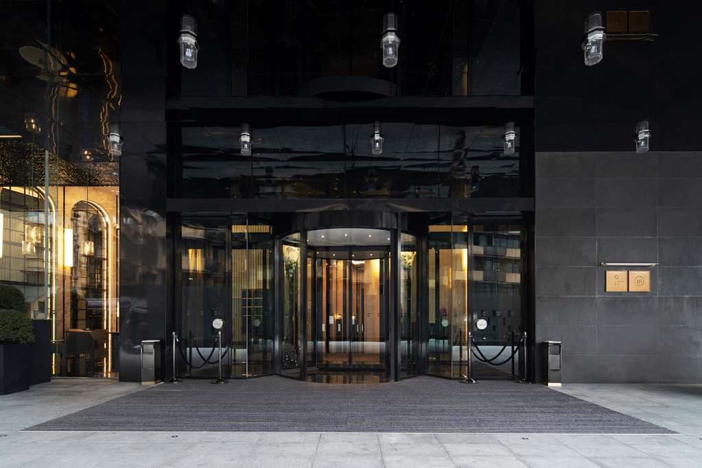 On-Site,Outdoor/Exterior,Exterior View of Building