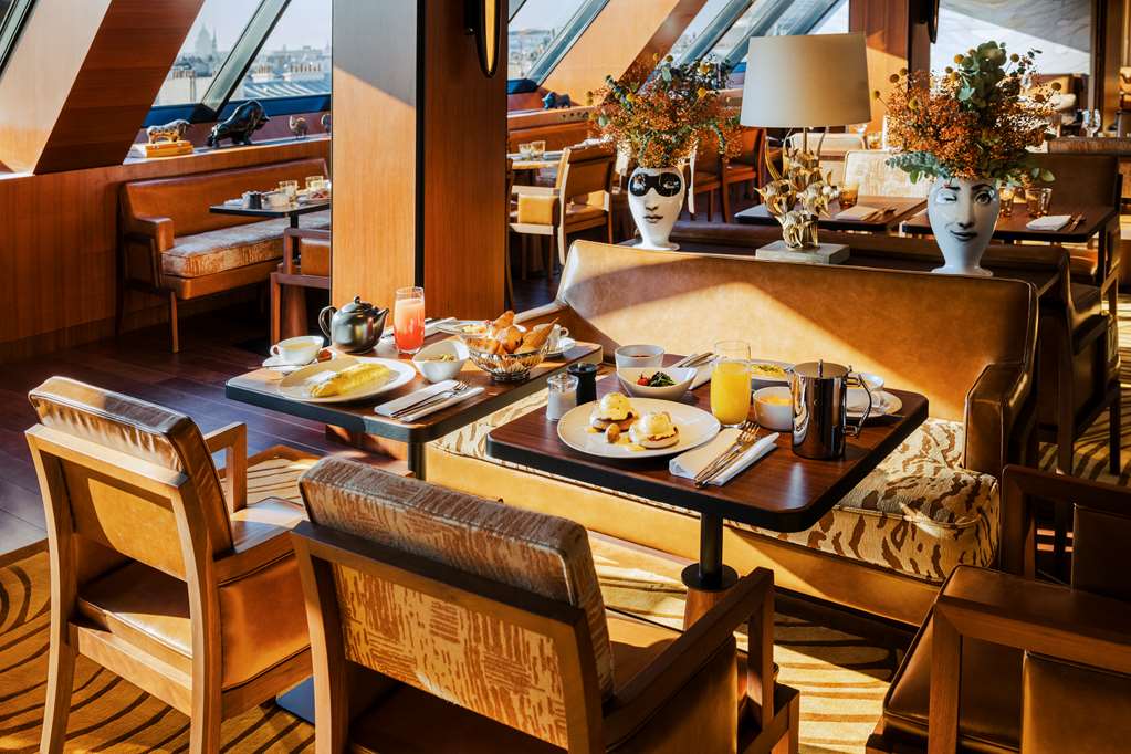 Dining,Dining Area,Restaurant,On-Site