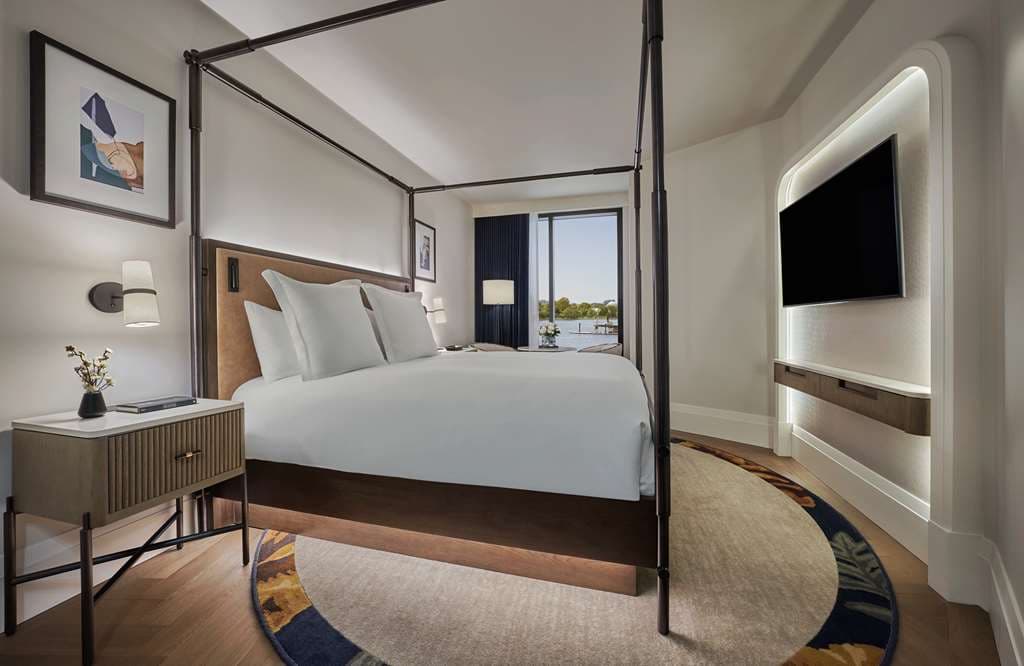 Guest Room,On-Site
