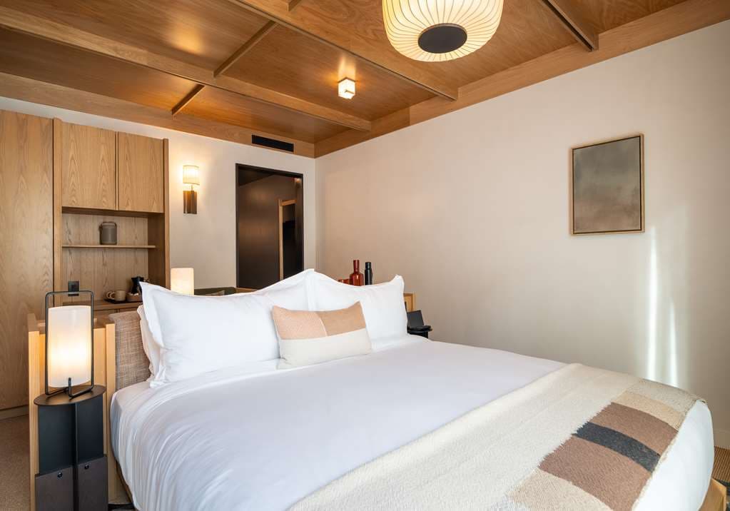 Guest Room,On-Site