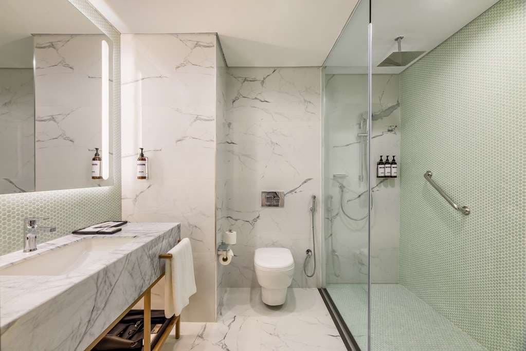 Guest Room,Bathroom,On-Site