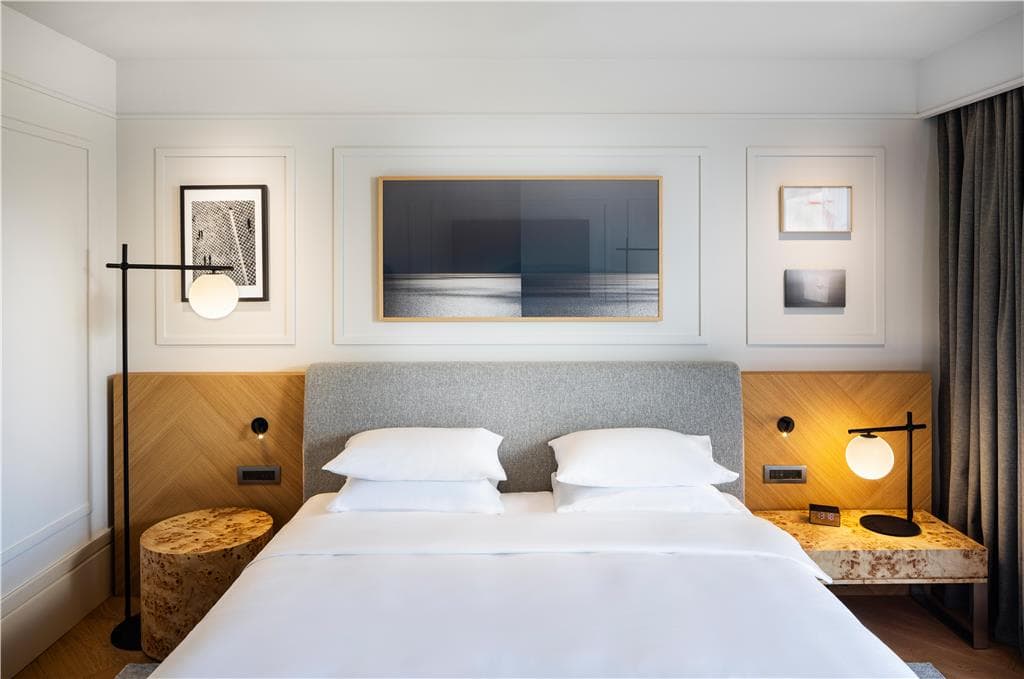 Guest Room,On-Site