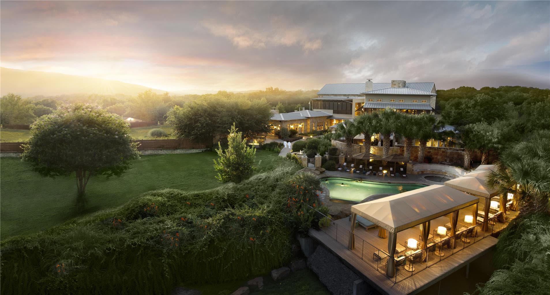 Guest Room,Guest Room Amenity,Pool,Architecture,On-Site,Outdoor/Exterior,People,Exterior View of Building