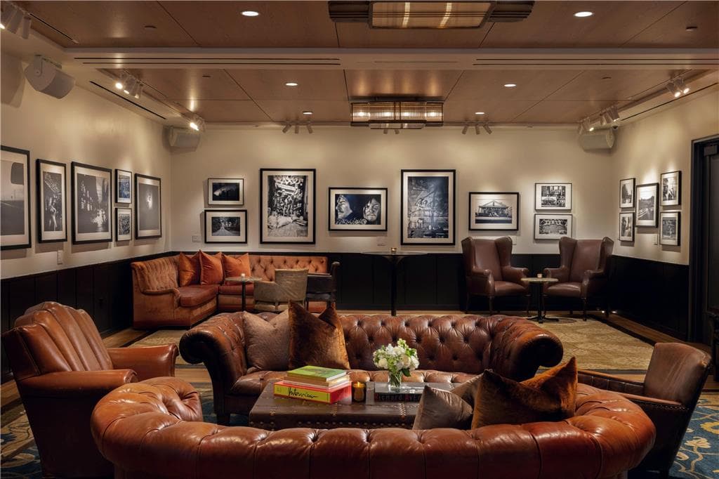 On-Site,Lobby