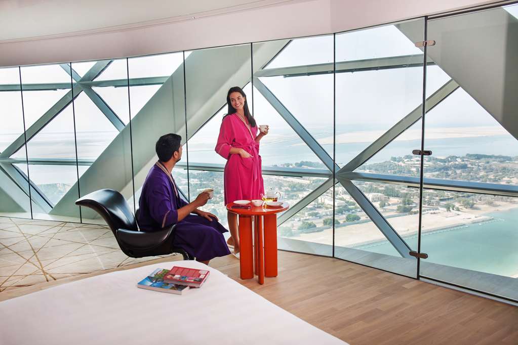 Andaz Capital Gate, Abu Dhabi
