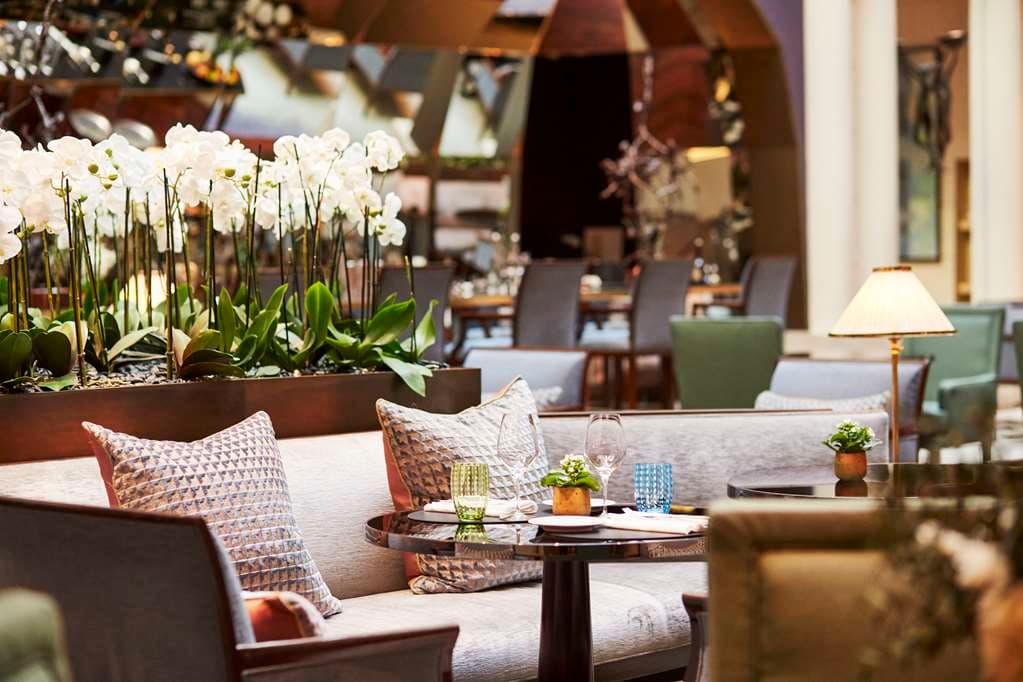 Dining,Dining Area,Restaurant,On-Site