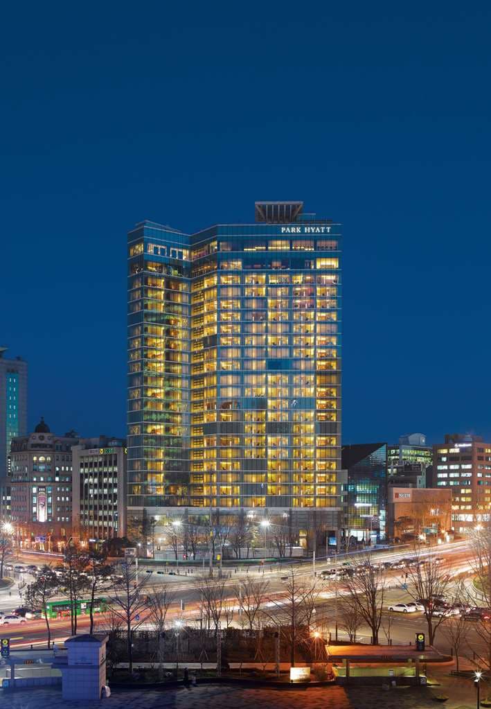 On-Site,Outdoor/Exterior,Exterior View of Building