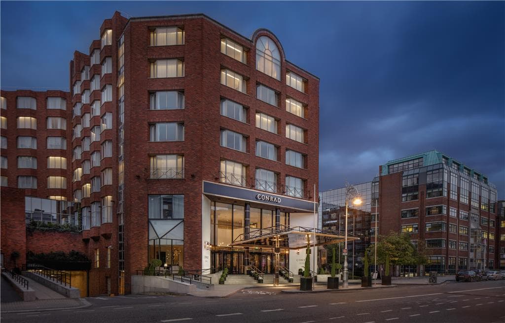 On-Site,Outdoor/Exterior,Exterior View of Building