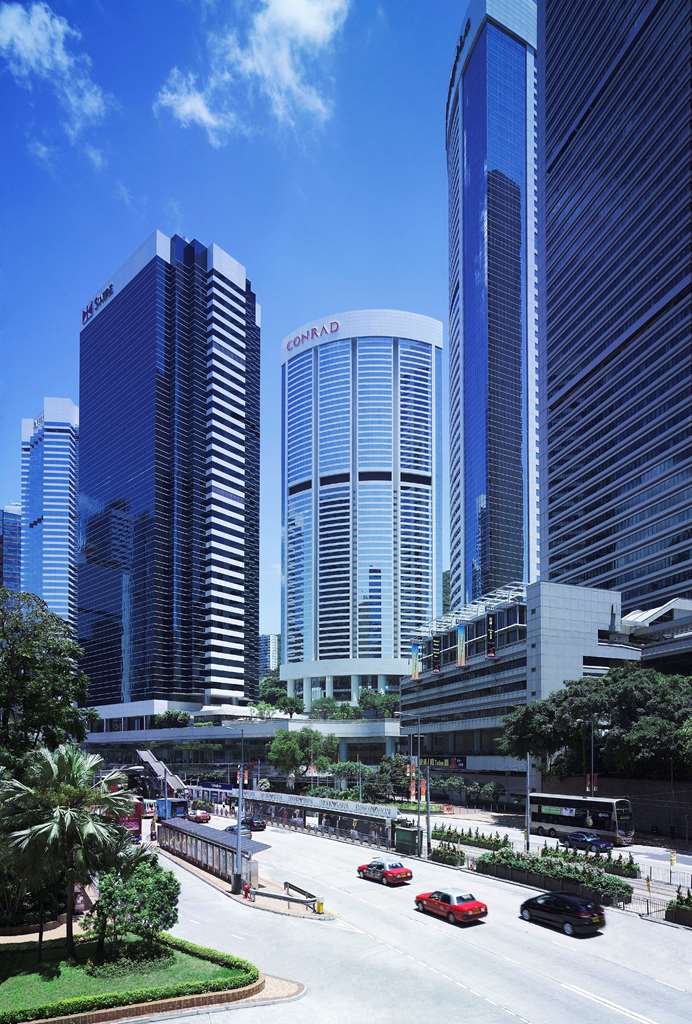 On-Site,Outdoor/Exterior,Exterior View of Building