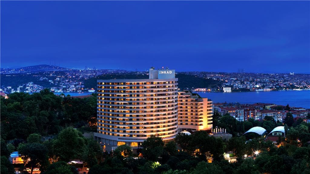 On-Site,Outdoor/Exterior,Exterior View of Building