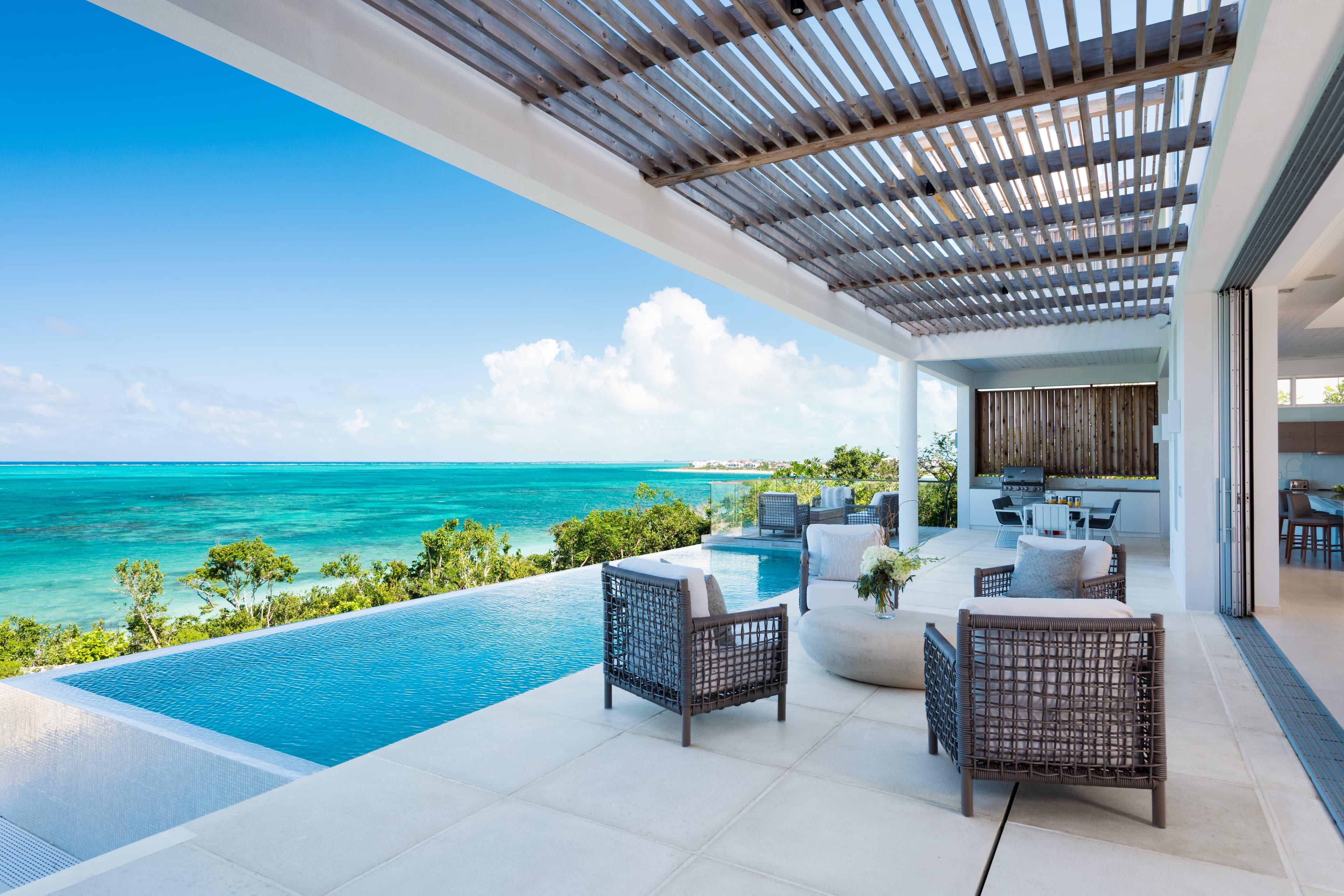 North Shore 5 Bed Beachfront Villa