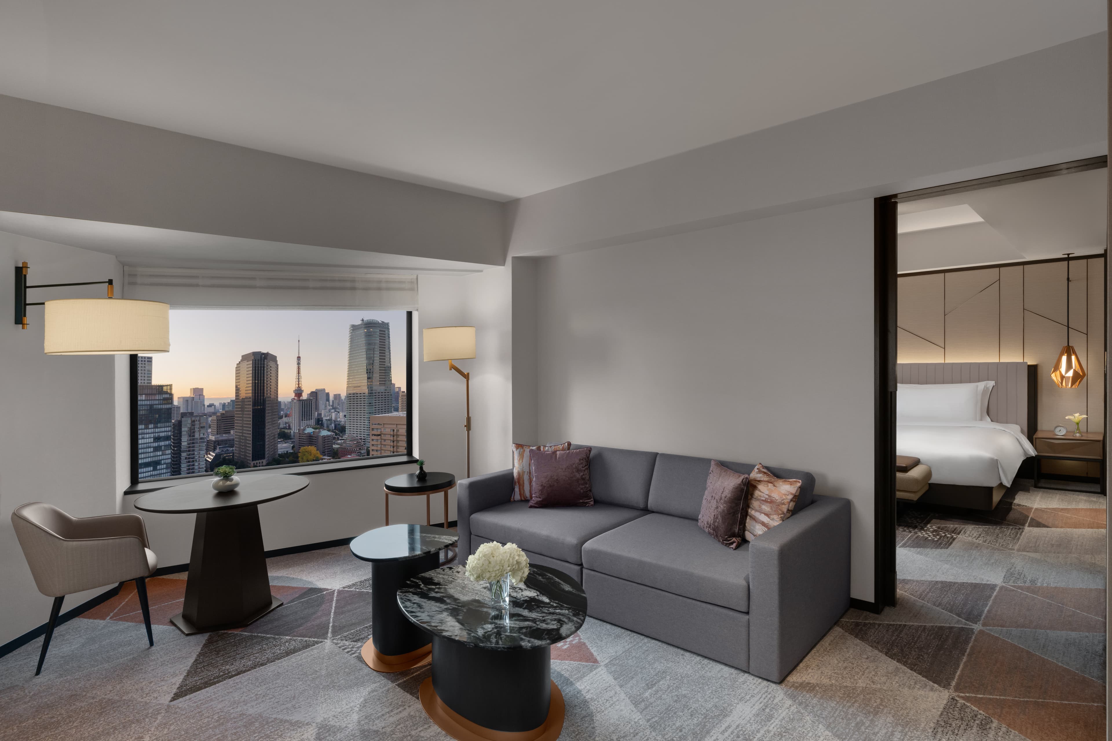 1 King Sora Suite Club Lounge Access