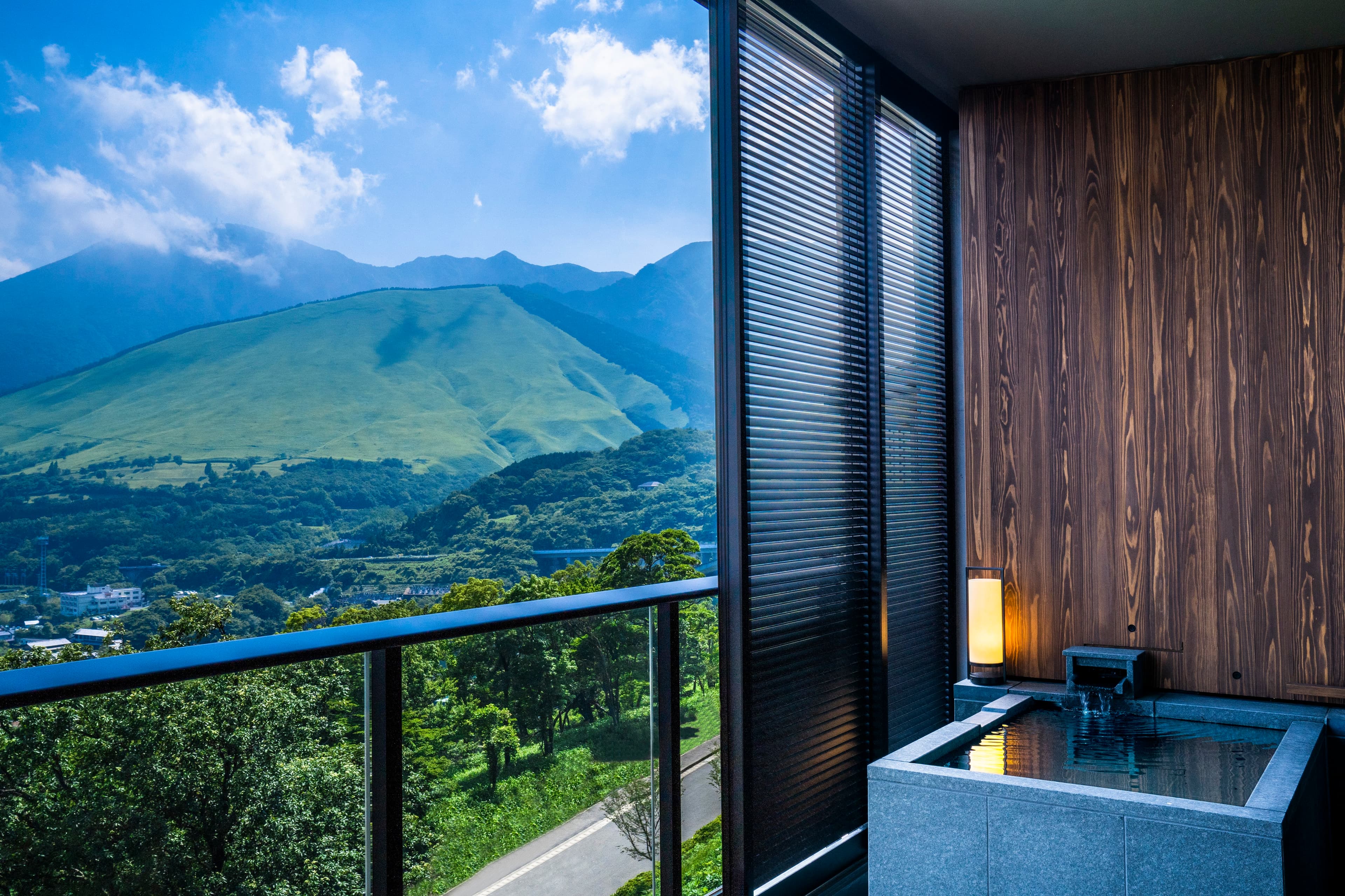 Private Onsen in Club InterContinental rooms