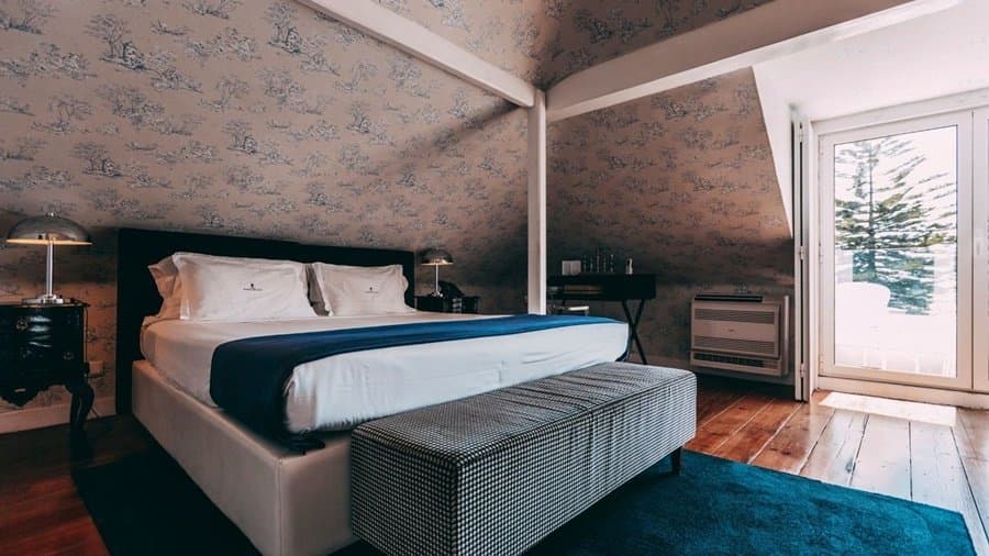 C5D635 Guest Room