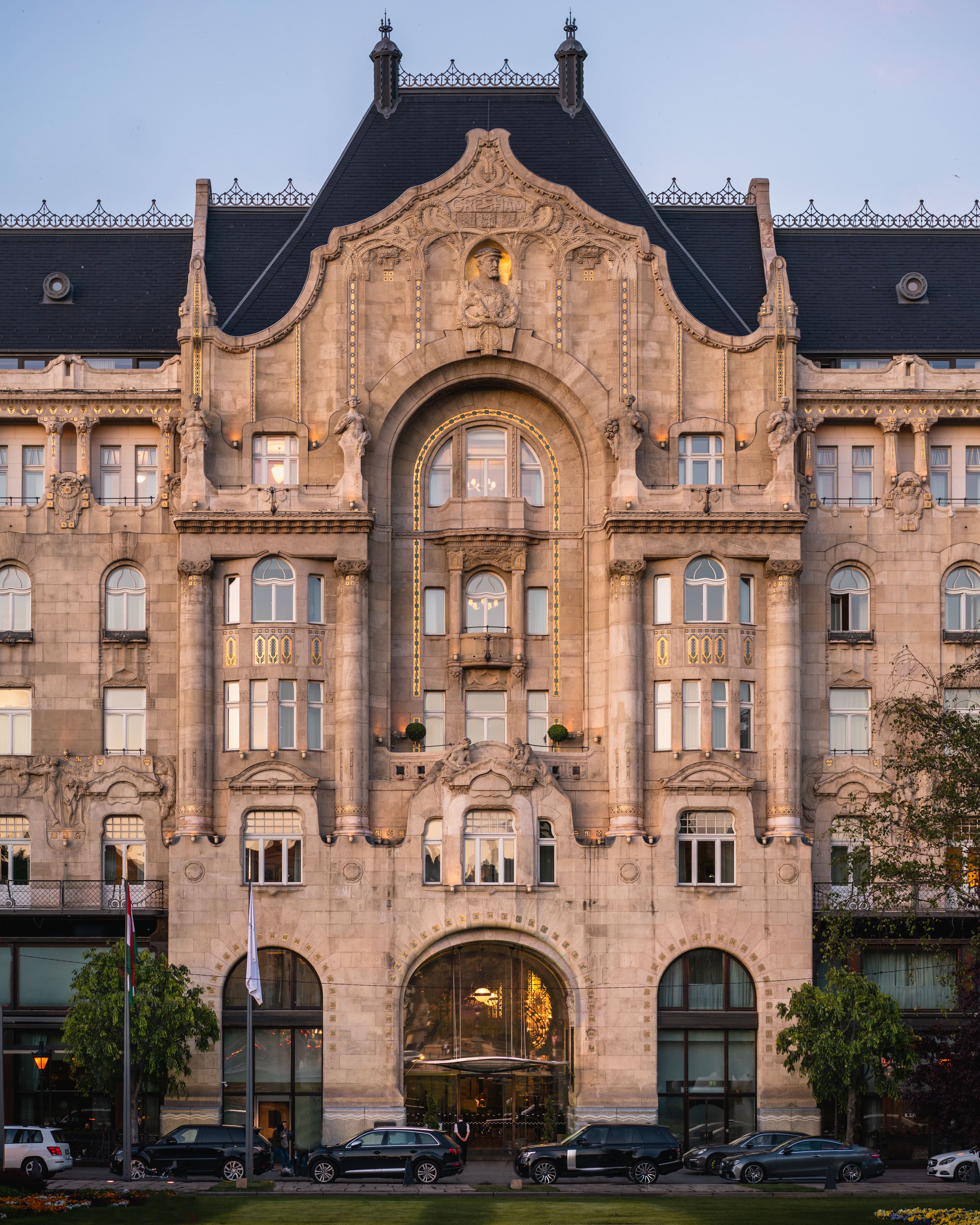 Gresham Palace Facade