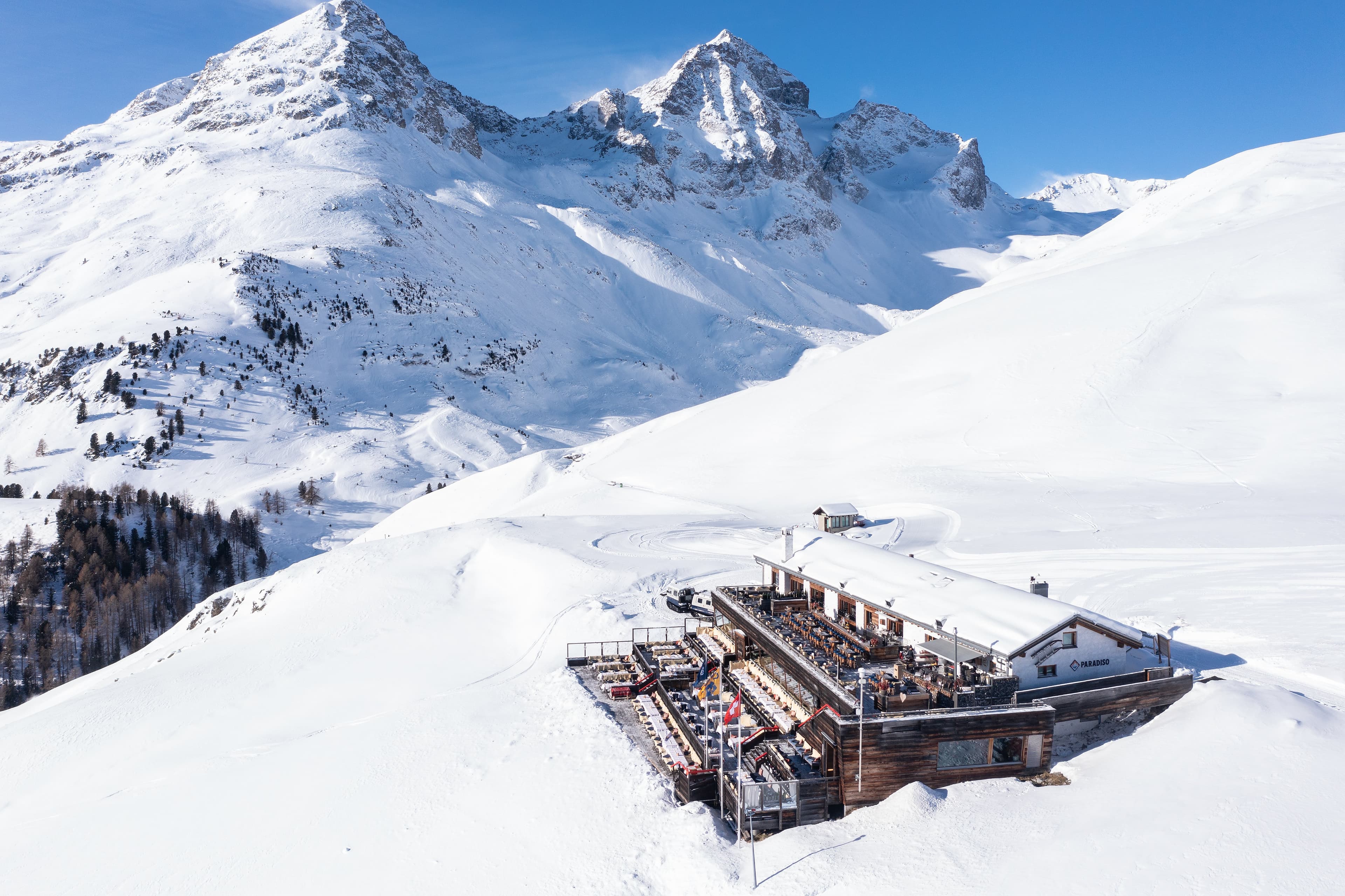 Paradiso Restaurant and Mountain Club - Winter