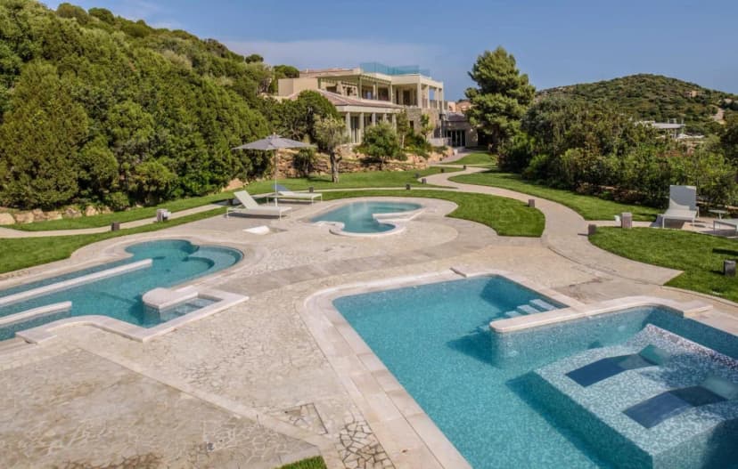 Conrad Chia Laguna Sardinia