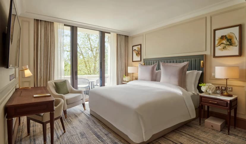Jumeirah Carlton Tower