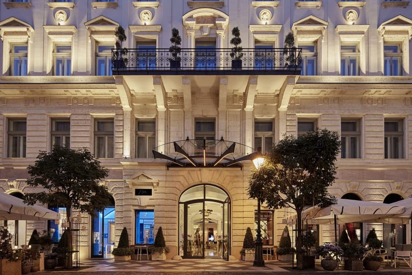 Aria Hotel Budapest by Library Hotel Collection